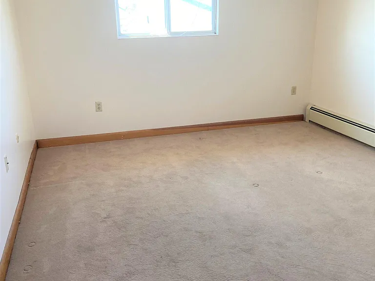 33 South St #8 — Photo 3
