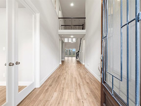 3rd image of 4210 Ana Ridge Ln