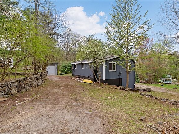 4th image of 31 Camp Rd