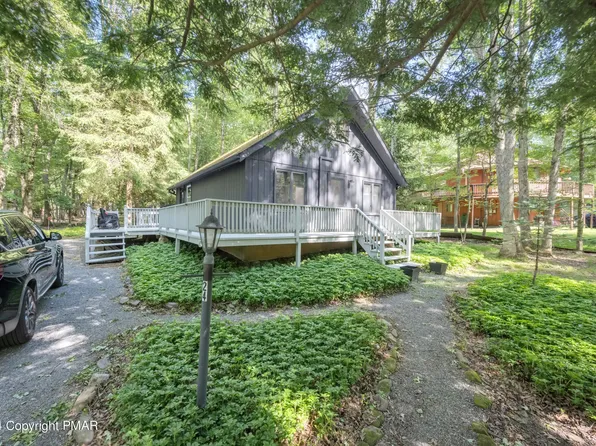 24 Pine Tree Rd, Albrightsville, PA 18210