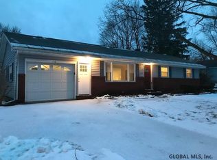 216 Osborne Rd, Albany, NY 12205