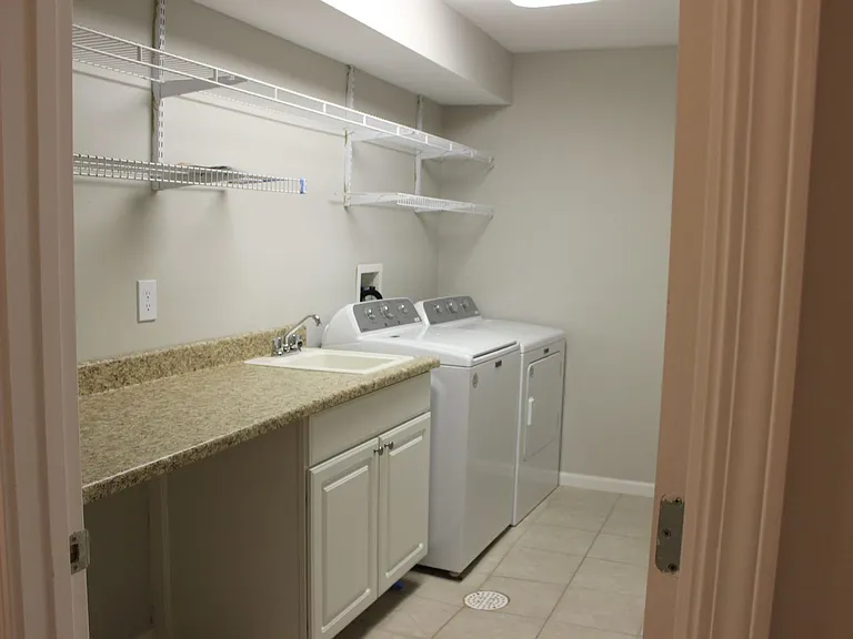 1312-1314 White Oak Ln — Photo 3