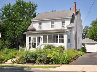 93 Lancaster Rd, West Hartford, CT 06119