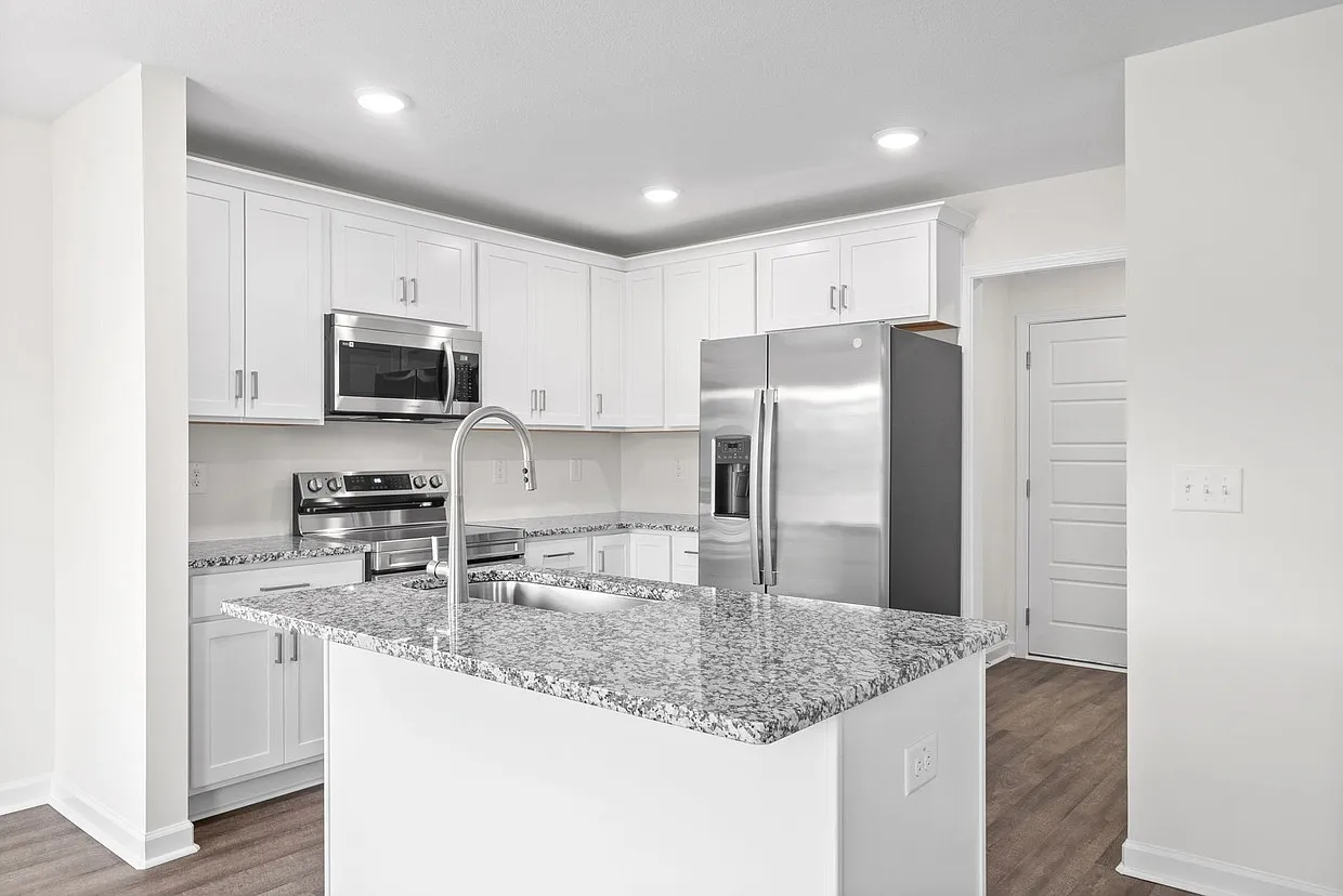 3 bed, 2.5 bath, 1431 sqft, $1,750 — Photo 2