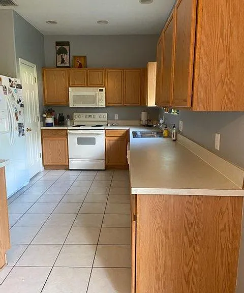 17551 Sandgate Ct — Photo 7