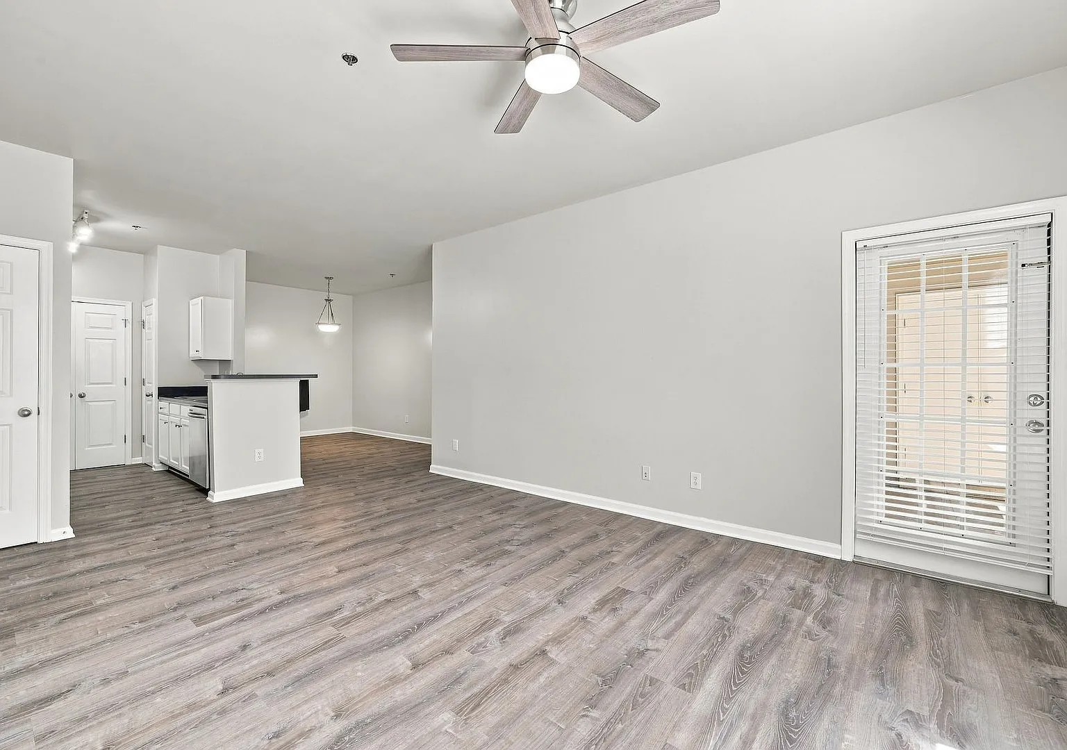 Riverbend Condominiums 270 Riverbend Dr, Unit 2D, Charlottesville, VA 22911 — Photo 4