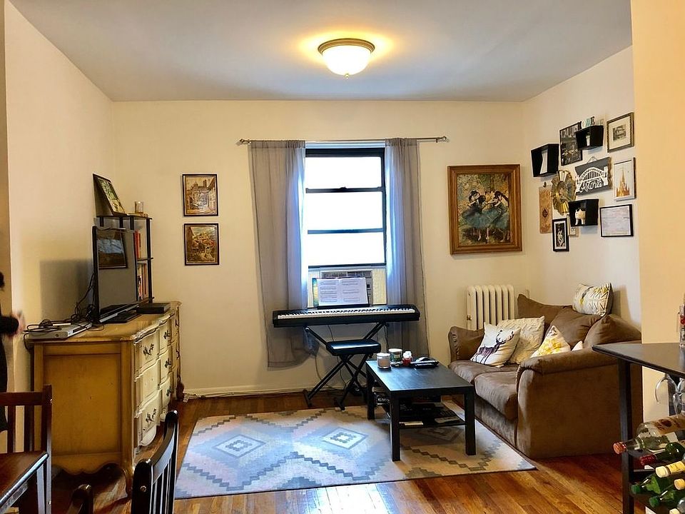 2nd image of 21-15 33rd St #4BA