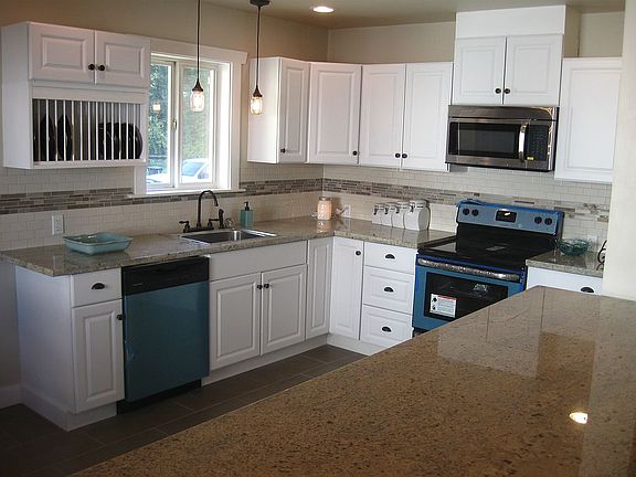 3rd image of 9133 E D St