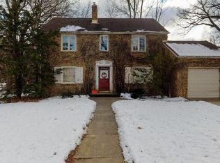 340 E Linden Dr, Jefferson, WI 53549