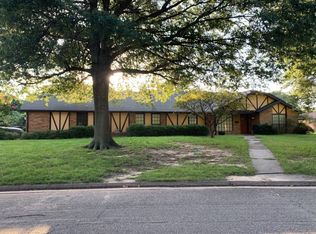 3113 Redbird Ln, Enid, OK 73703