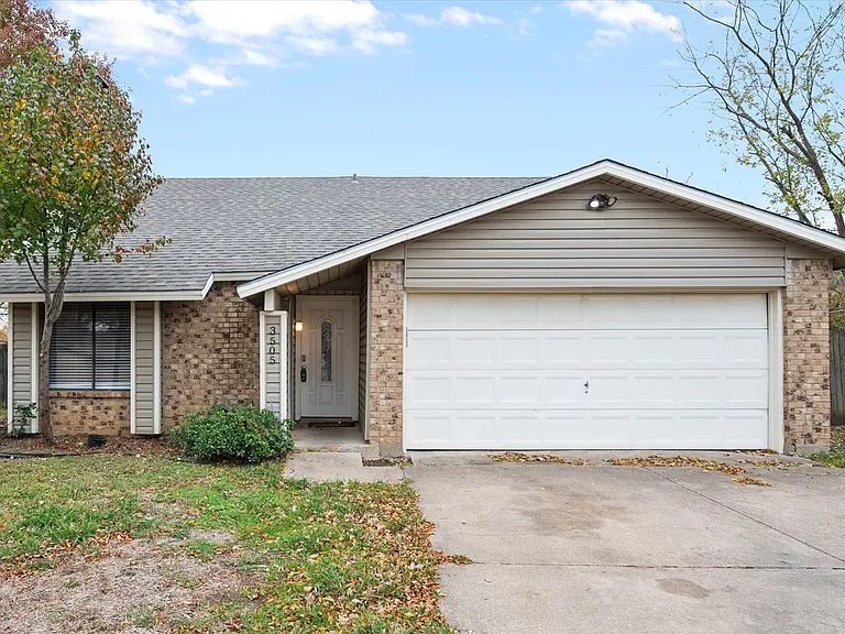 3505 Rush Springs Dr — Photo 2