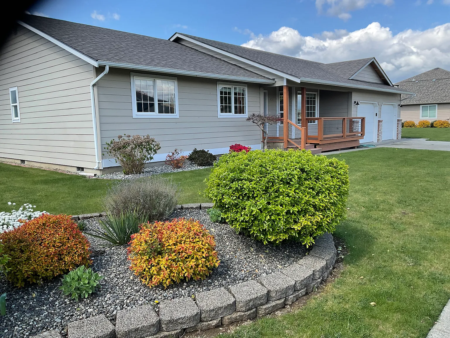 Dahlia St, Lynden — Photo 1
