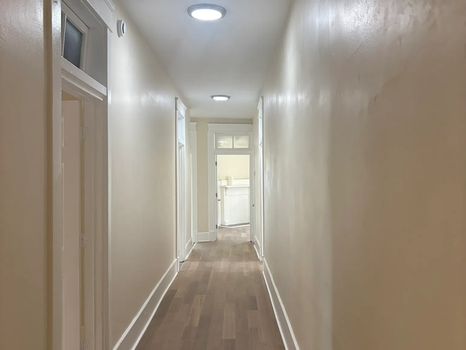 4 bed, 2200 sqft, $3,000 — Photo 4