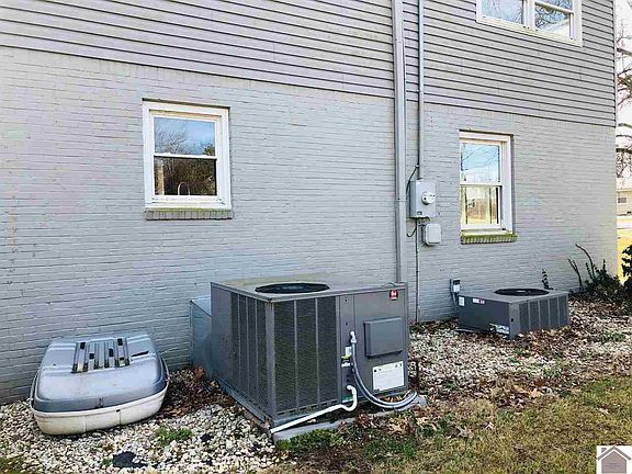 5th image of 108 Cambridge Dr