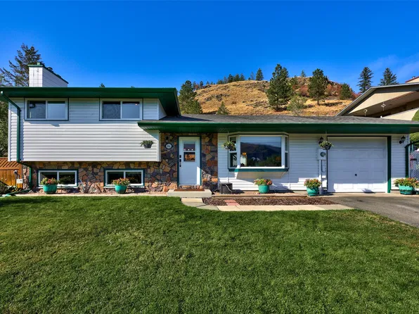 4362 Karindale Rd, Kamloops, BC V2B 8N1