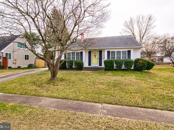 606 Banyan Rd, Newark, DE 19713
