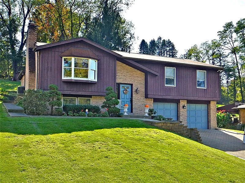 1472 Judy Ln photo 1