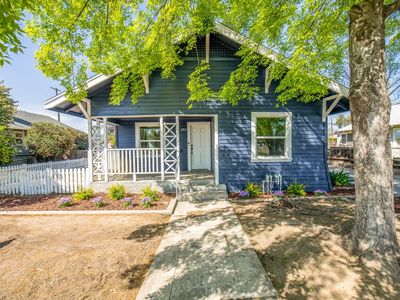 2705 C St, Selma, CA, 93662