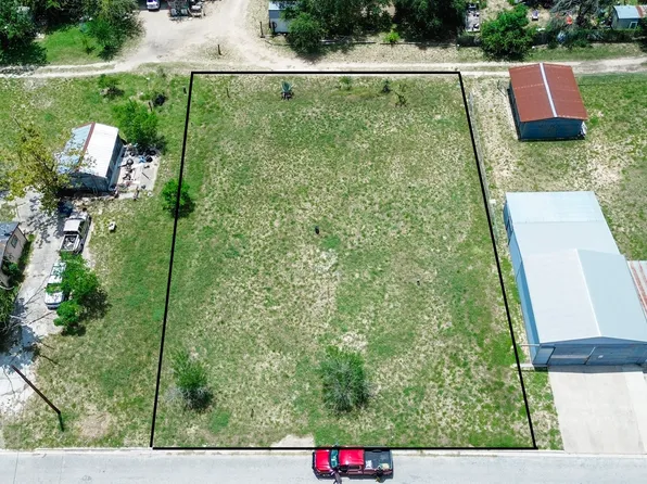 000 Trade Street LOT 4/5, Pleasanton, TX 78064