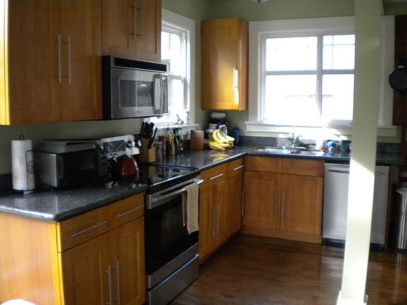Kitchen of 3 bd/ 2 bath