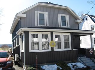 40 Park St, Liverpool, NS B0T 1K0