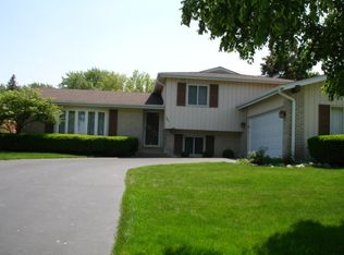 1663 W Stone Ave, Addison, IL 60101