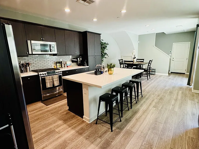 2028 Avenida Andanza — Photo 6