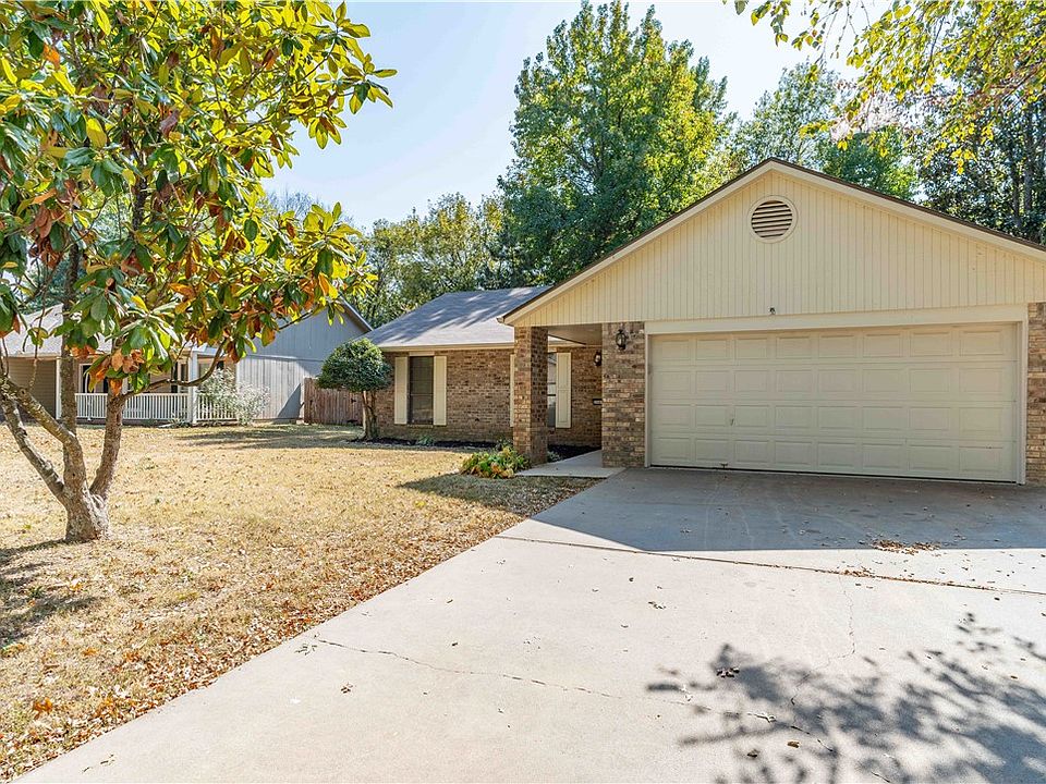 1st image of 2543 W Megan Dr