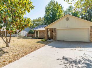 2543 W Megan Dr, Fayetteville, AR 72703