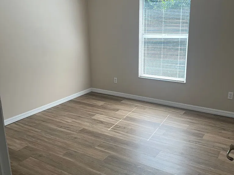 695 Sagamore Dr — Photo 8