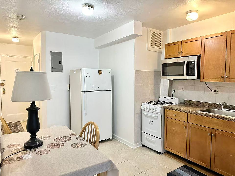 2nd image of 14446 38th Ave #2F