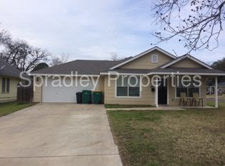 928 N Penelope St, Belton, TX 76513