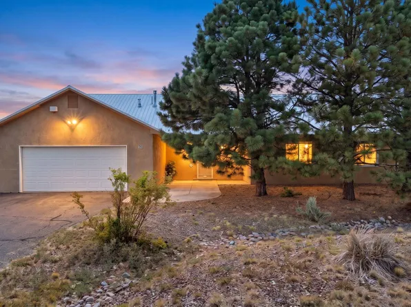 46 Serrania Dr, Edgewood, NM 87015