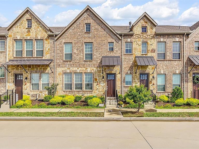 1st image of 2404 Magalia Ln