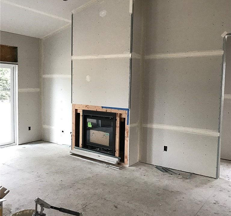 2nd image of 1112 D Ave