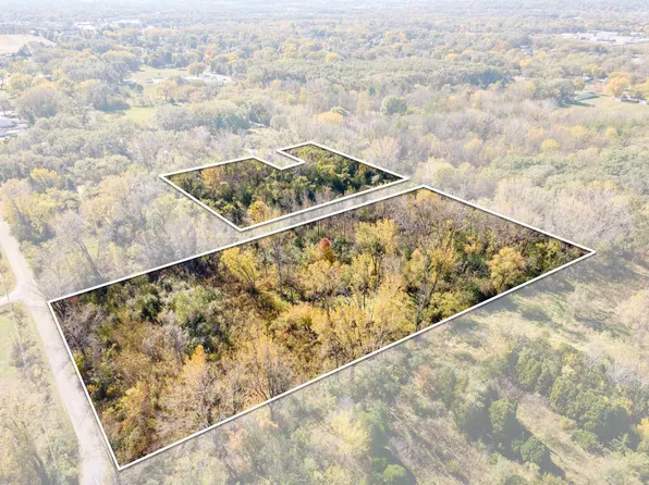 Maywood Ave, Evansdale, IA 50707