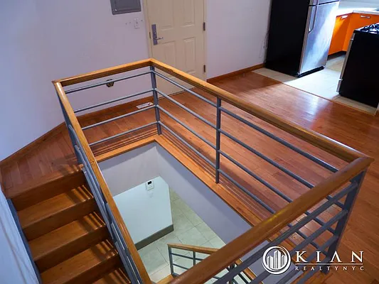 Rented by Kian Realty | media 14