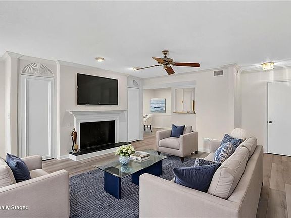 5th image of 583 Emory Oaks Way