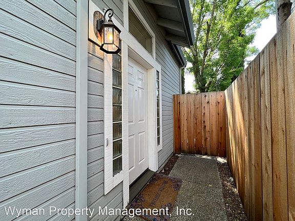 2nd image of 755 La Homa Dr