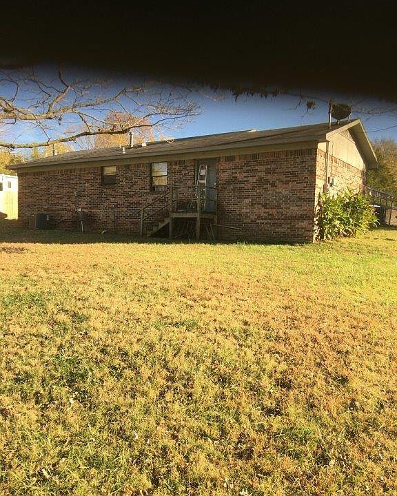 1st image of 446 W Shadow Dr