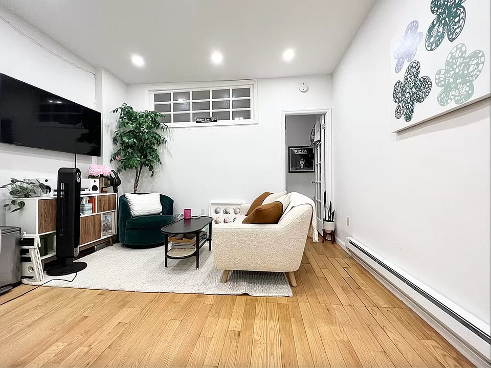 1st image of 166 E 91st St #4C