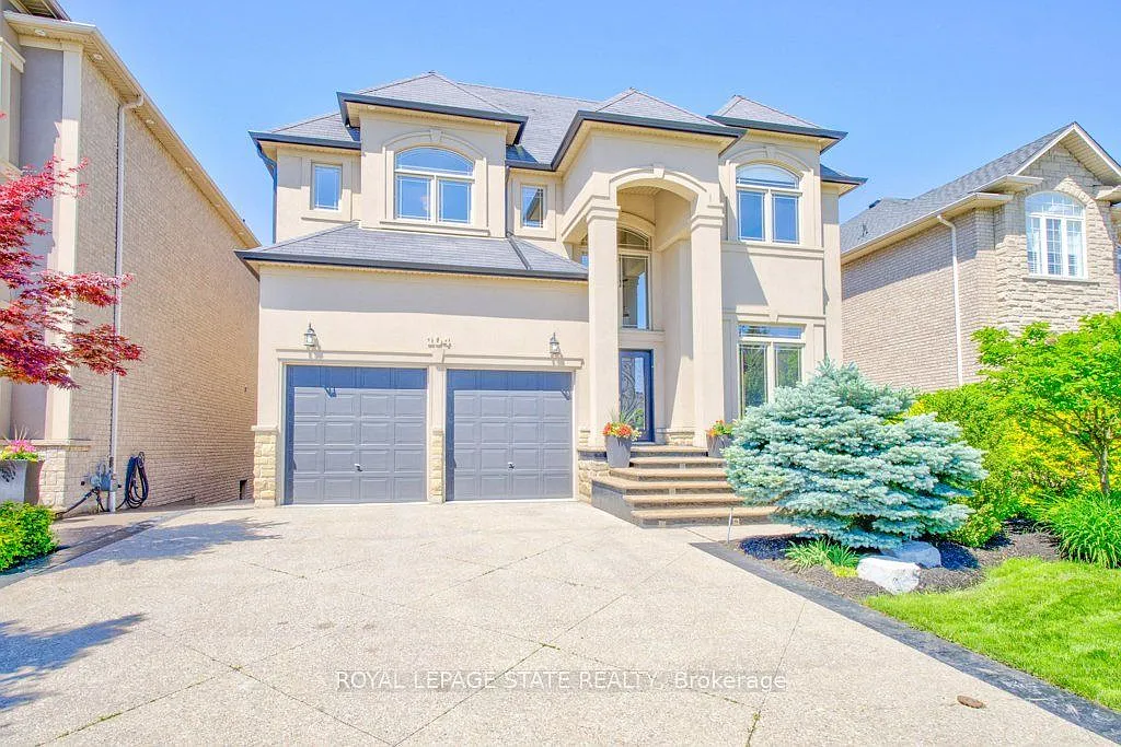 5 bed, $4,700 — Photo 1