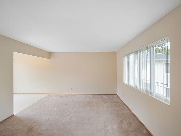 5th image of 1300 Palos Verdes Dr APT 10