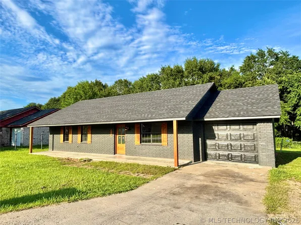 312 David Walker Ln, Stigler, OK 74462