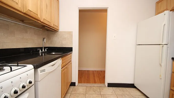 Sold by Fenwick Keats Real Estate | media 8