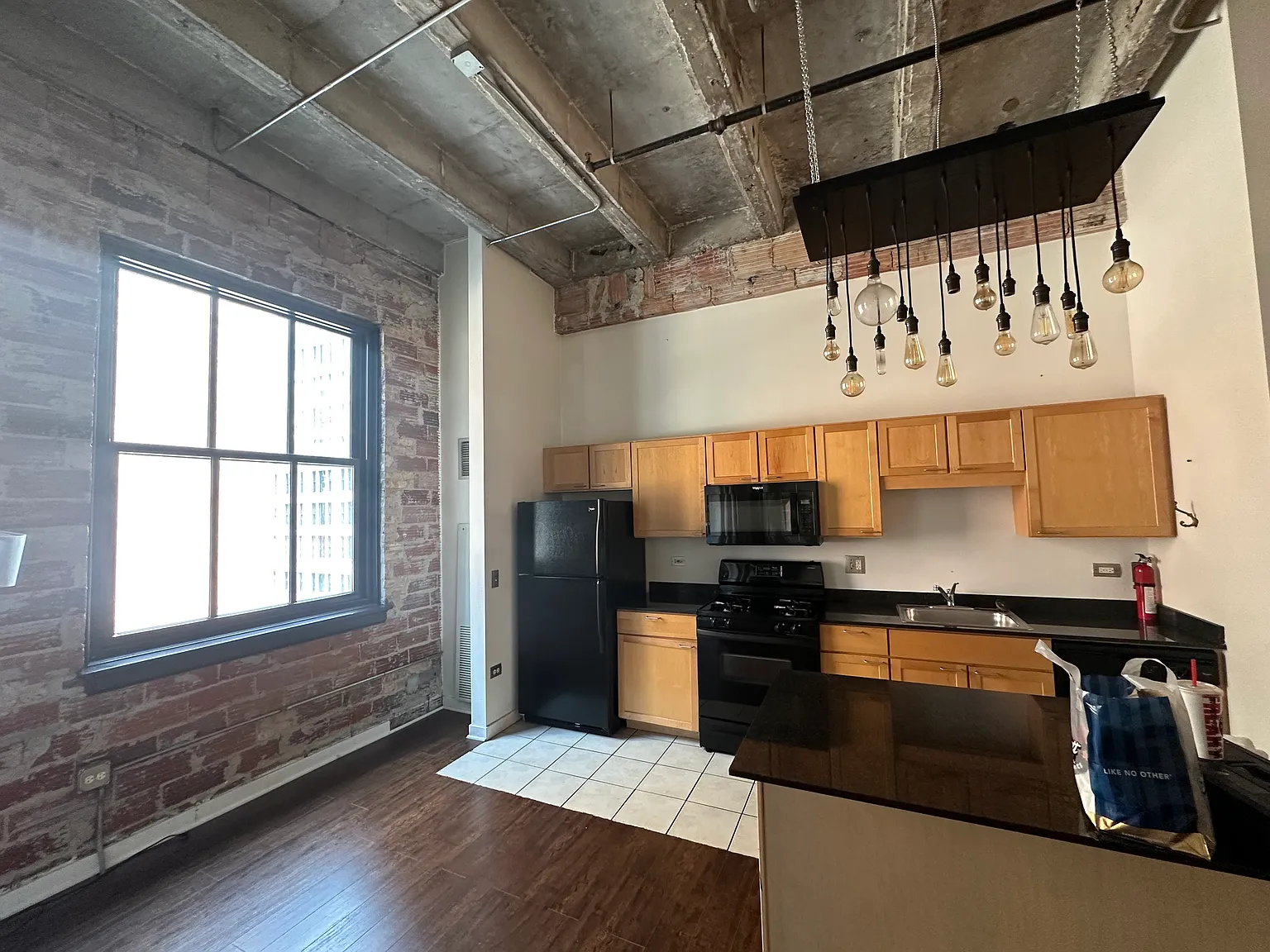 20 N State Street — Photo 3
