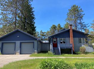 15 Old Lake Clear Rd, Saranac Lake, NY 12983