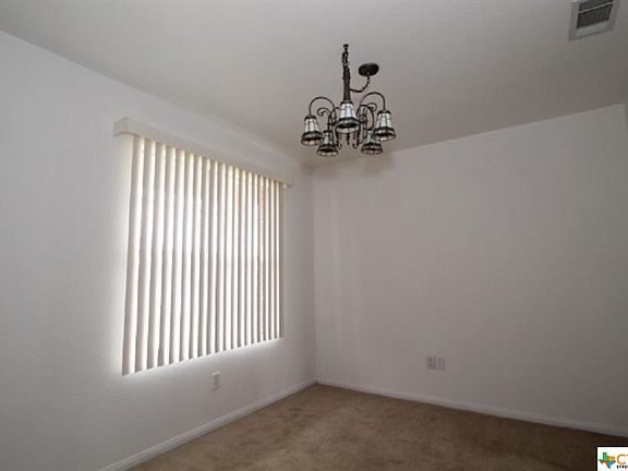 3rd image of 4204 Rainlily St
