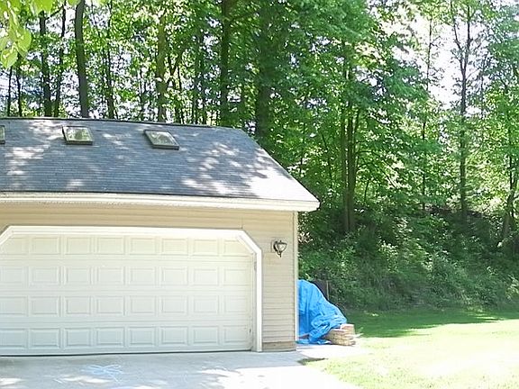 3 car garage