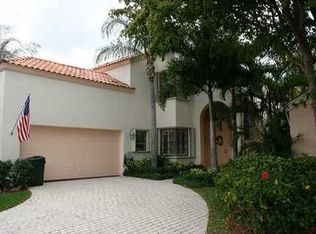 2576 La Cristal Cir, Palm Beach Gardens, FL 33410